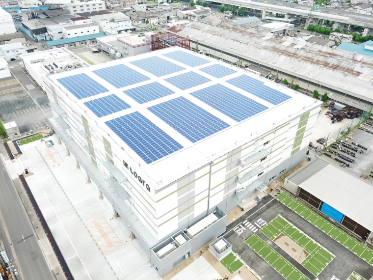 テナント企業にグリーン電力を供給予定の太陽光パネル（LOGI‘Q京都久御山）